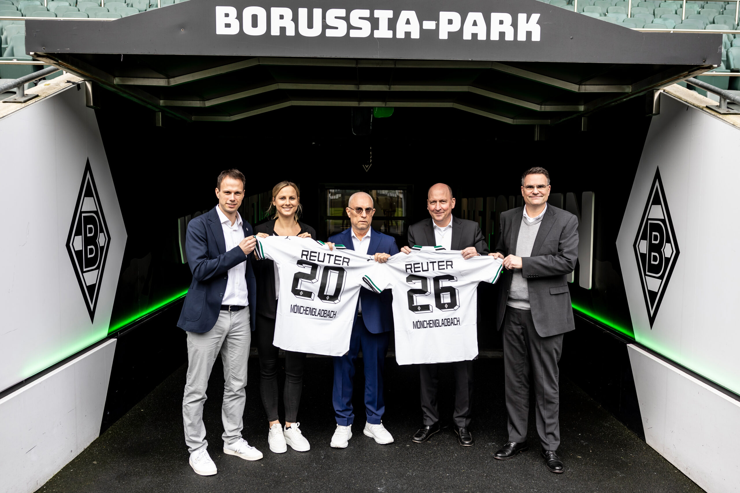 Reuter_Hauptsponsor_Borussia
